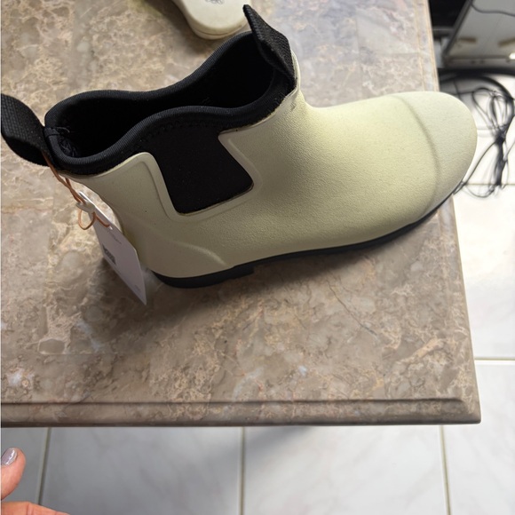 Quince Light Tan Ankle Waterproof Boots - Picture 6 of 8